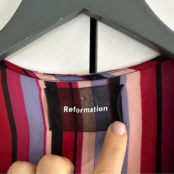 REFORMATION Gjelina Wrap Mini Dress - Picture 5 of 9